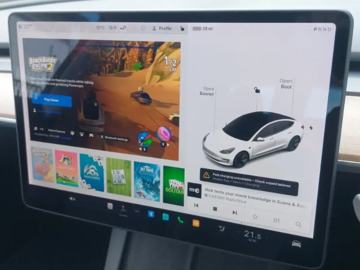 2021-tesla-model-3-e-long-range-4x4-big-14