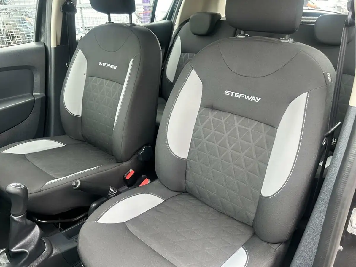 2016-dacia-sandero-stepway-09-tce-laureate-big-75