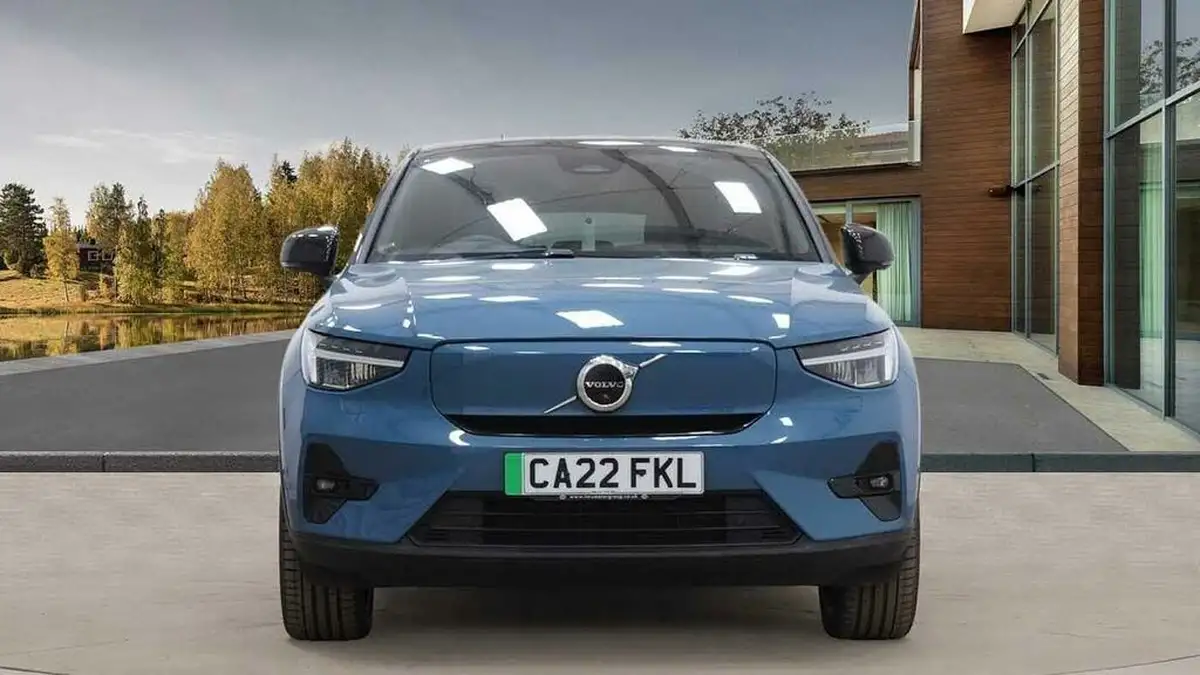2022-volvo-c40-e-twin-recharge-pro-big-7