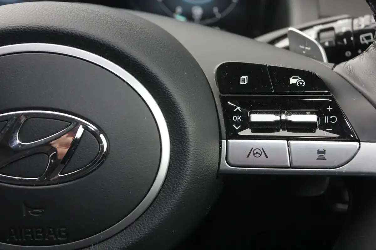 2023-hyundai-tucson-16-t-gdi-premium-230ps-hybrid-auto-big-22