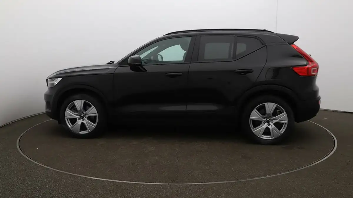 2021-volvo-xc40-e-twin-recharge-big-63