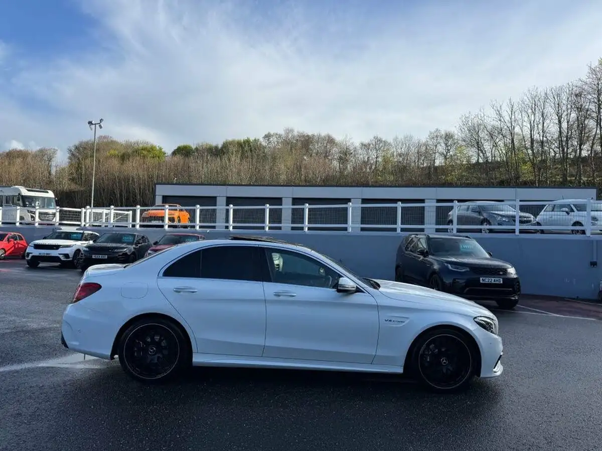 2018-mercedes-benz-c-class-40-c63-amg-premiumss-saloon-4d-speedshift-mct-big-6