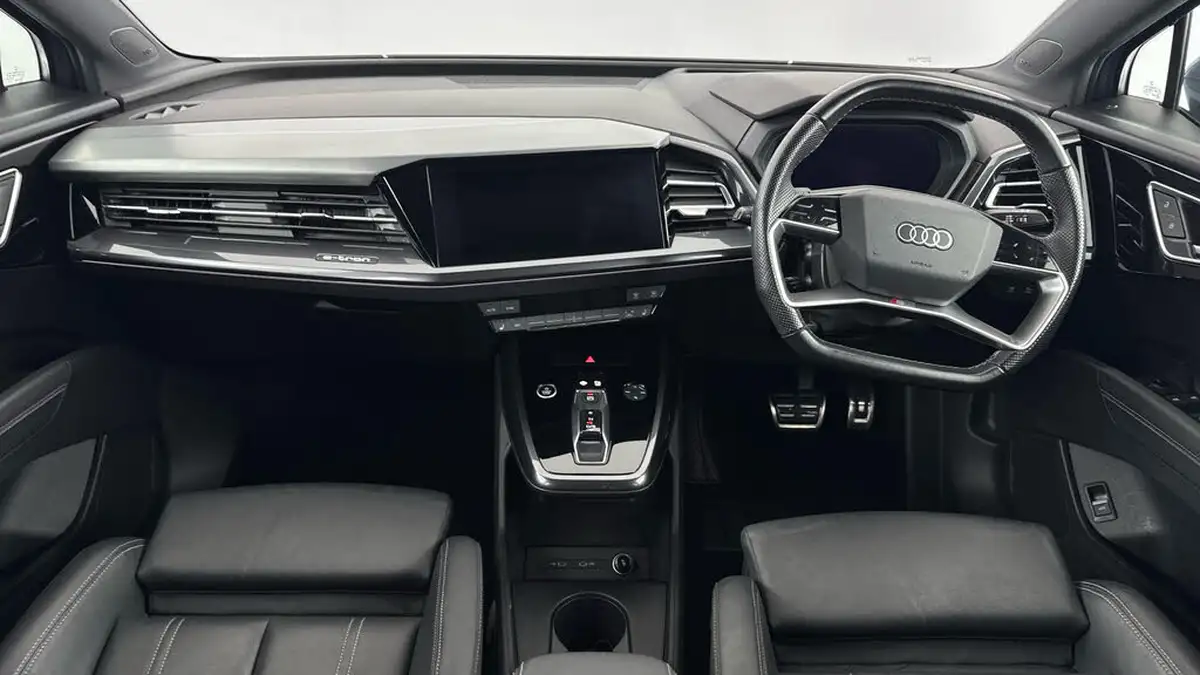 2022-audi-q4-e-tron-50e-s-line-station-wagon-big-10