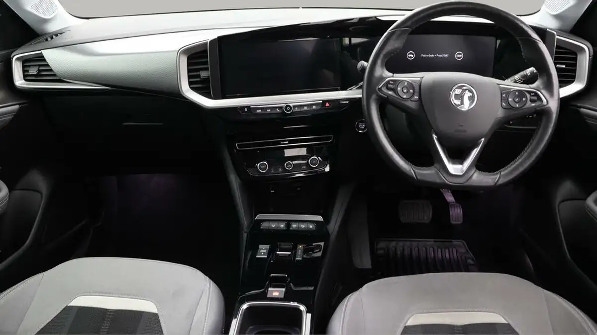 2022-vauxhall-mokka-e-elite-premium-big-12
