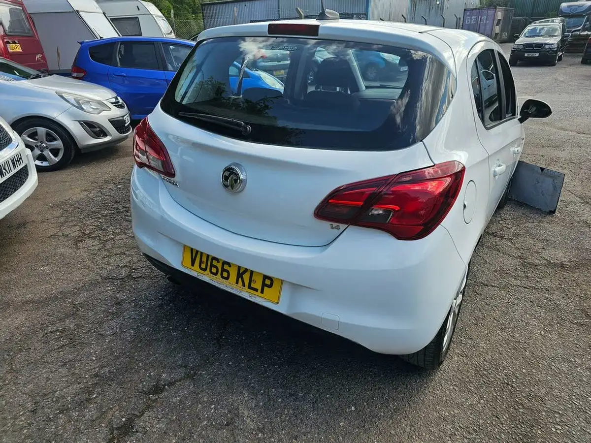 2016-vauxhall-corsa-14i-sri-90ps-ecoflex-5d-1398cc-big-3