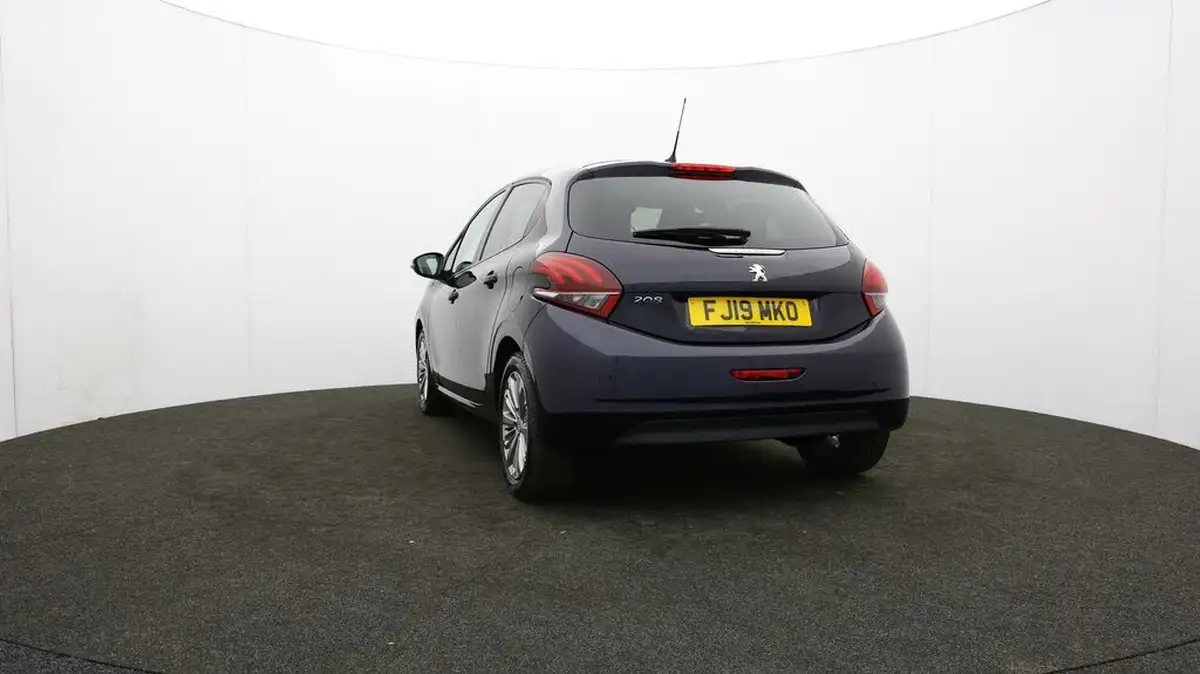2019-peugeot-208-12-puretech-signature-big-31