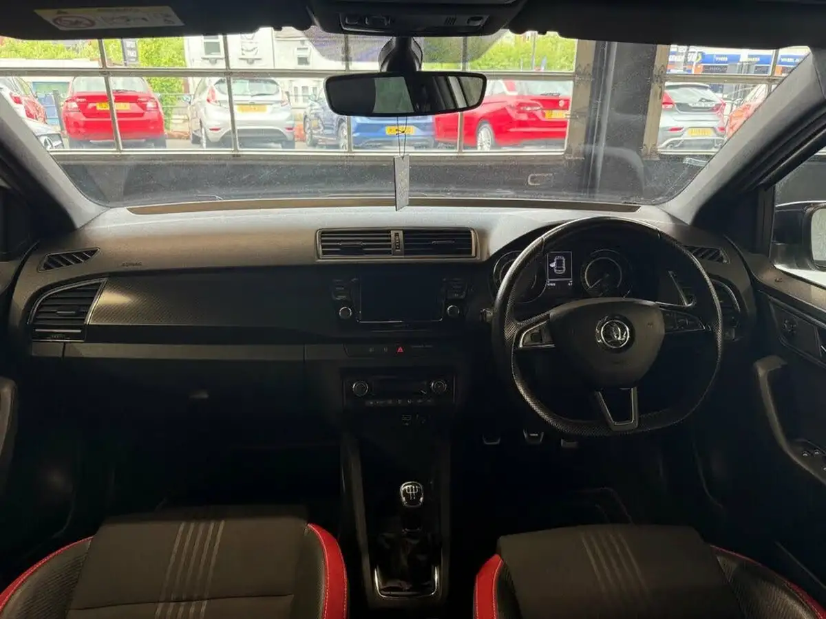 2018-skoda-fabia-10-tsi-monte-carlo-95ps-estate-big-36