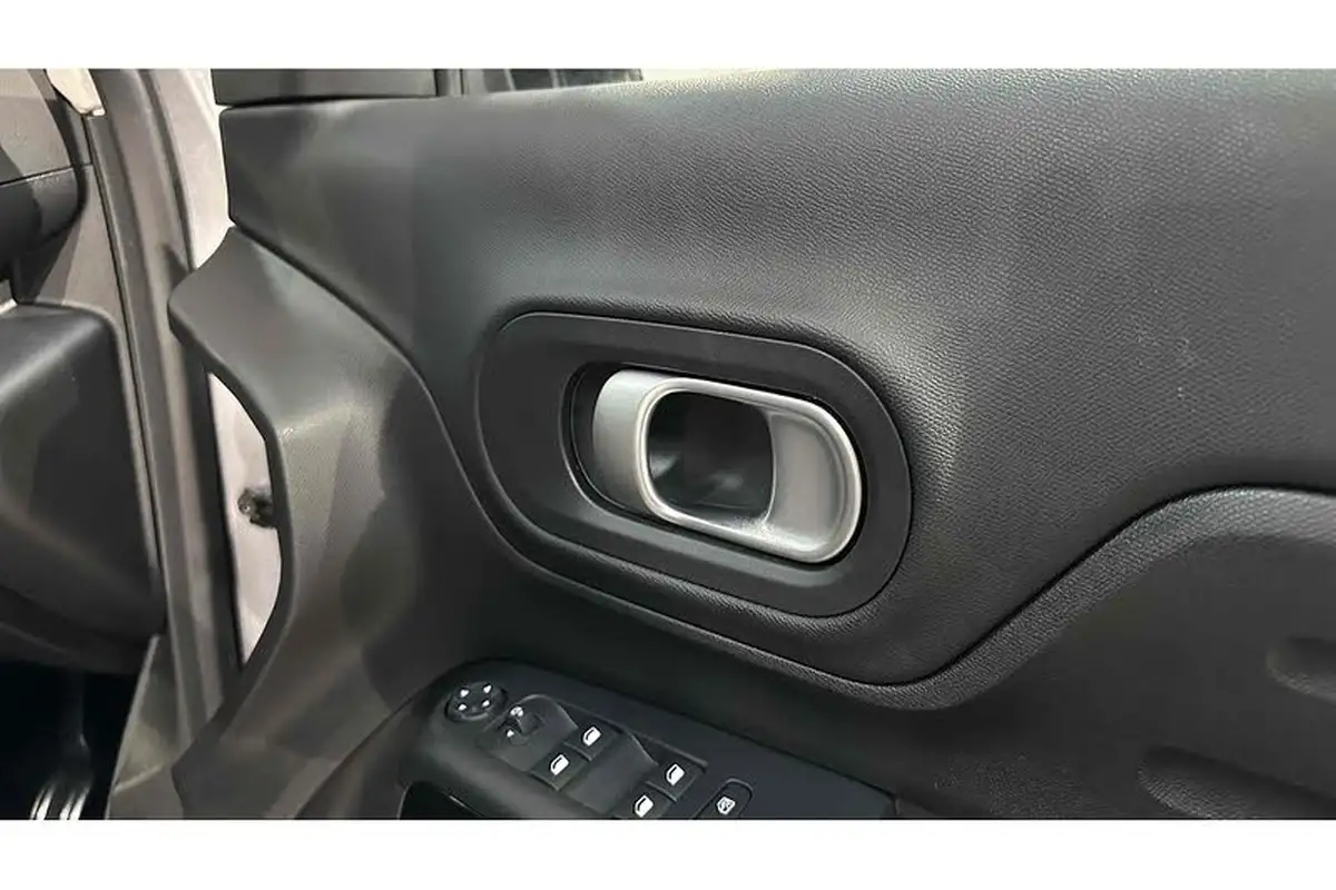 2020-citroen-c5-aircross-12-puretech-flair-plus-eat8-big-30