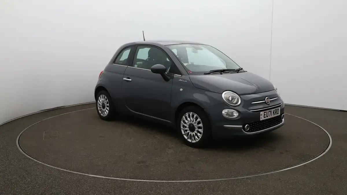 2021-fiat-500-10-dolcevita-big-44