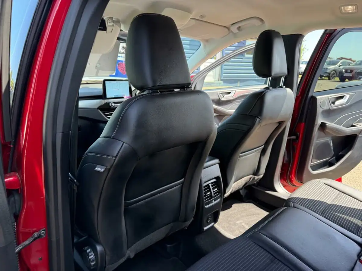 2022-ford-kuga-big-21