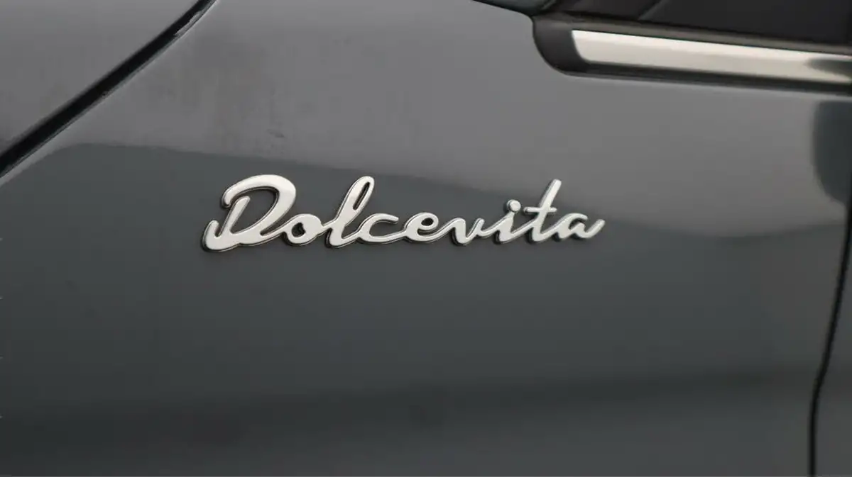 2021-fiat-500-10-dolcevita-big-20