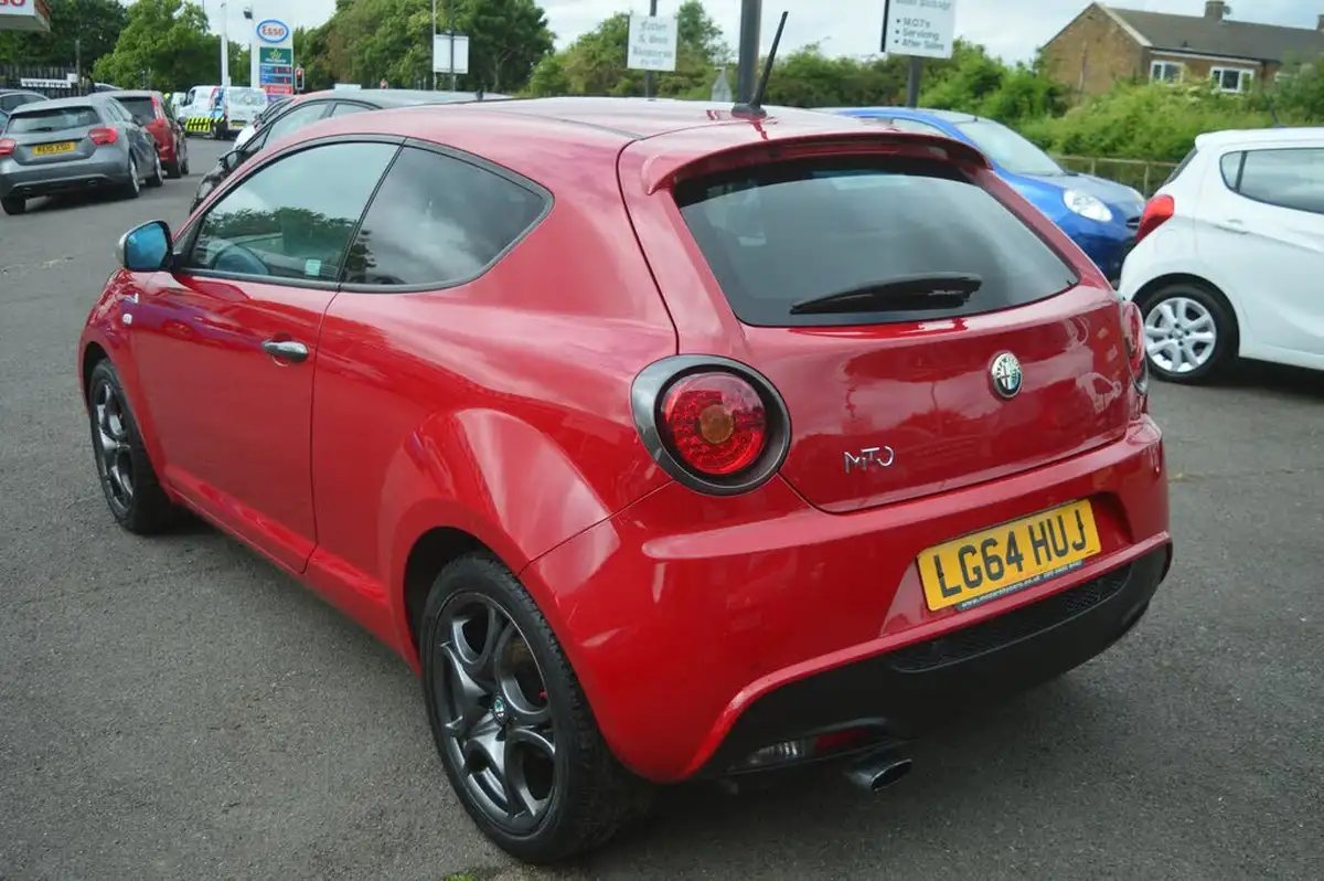 2014-alfa-romeo-mito-09-qv-line-big-5