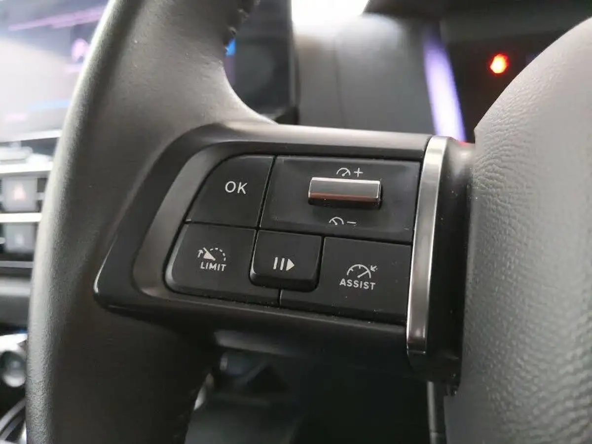 2021-citroen-c4-12-puretech-sense-plus-big-15