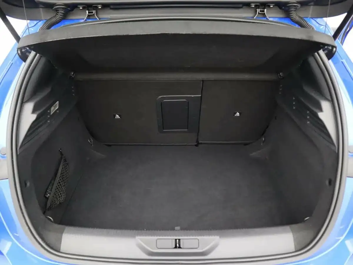 2023-peugeot-308-12-puretech-allure-premium-130ps-big-8