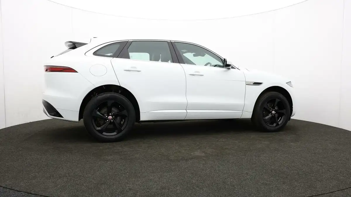 2022-jaguar-f-pace-20-d200-r-dynamic-s-big-21