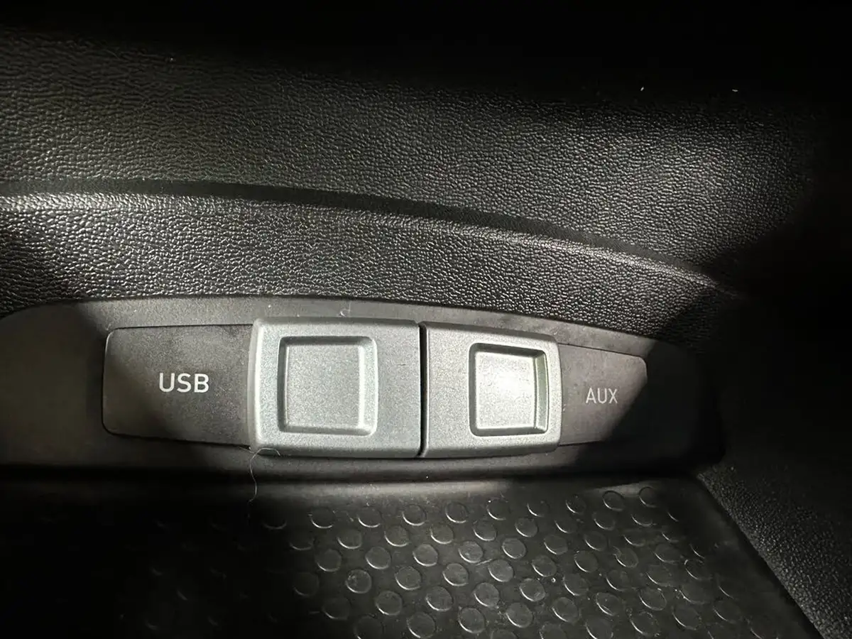 2011-seat-leon-12-se-copa-big-23
