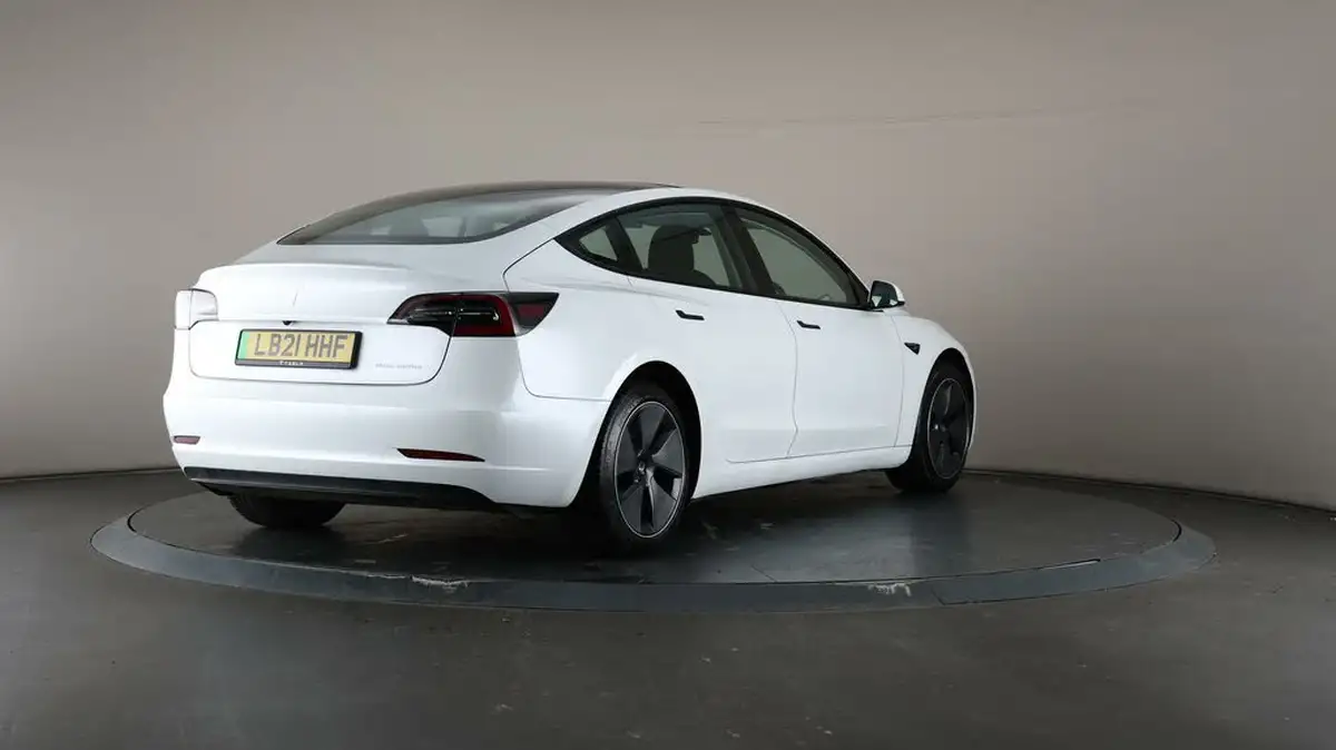 2021-tesla-model-3-e-long-range-4x4-big-68