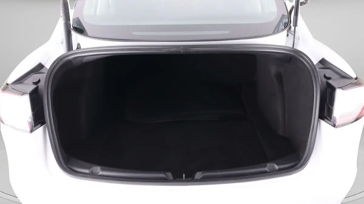 2021-tesla-model-3-e-long-range-4x4-big-16