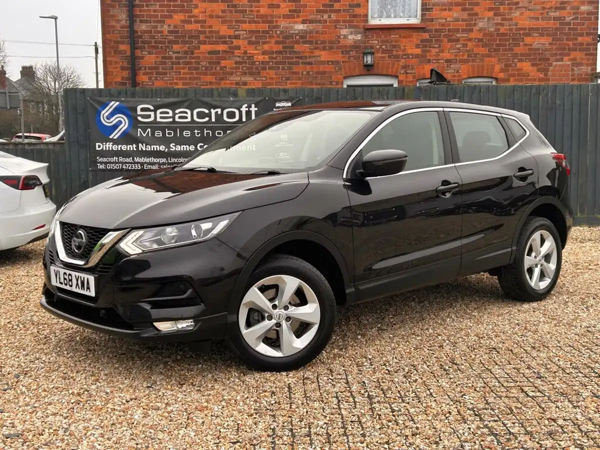 2019-nissan-qashqai-13-dig-t-acenta-premium-140ps-big-0