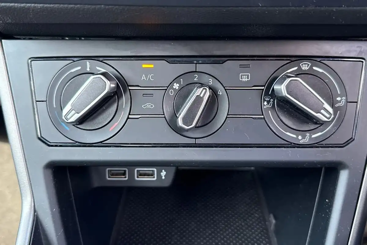 2019-volkswagen-polo-10-se-65ps-evo-ss-big-21