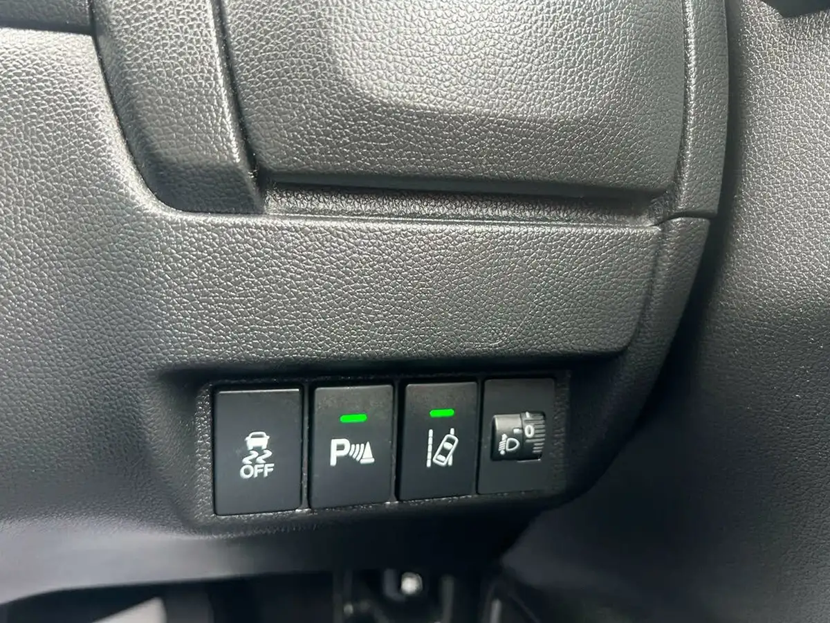 2016-honda-jazz-13-i-vtec-ex-cvt-big-27