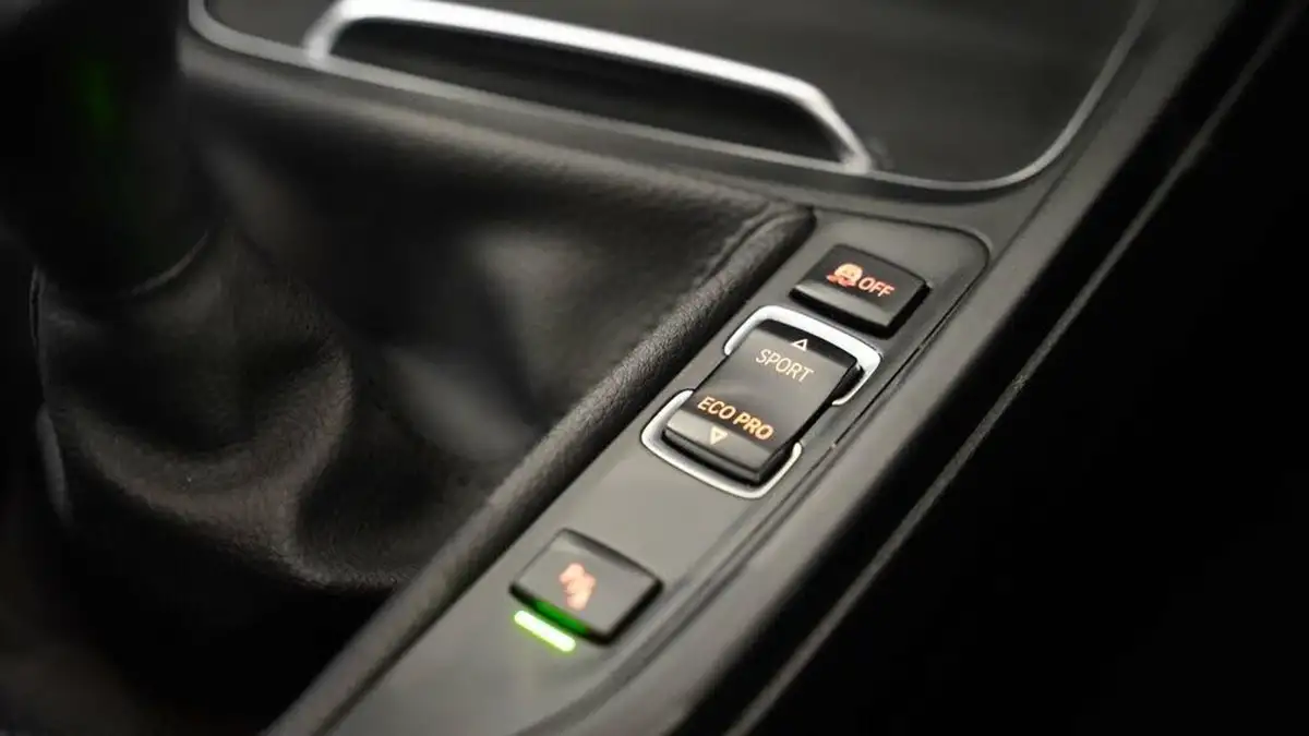 2019-bmw-3-series-20td-318d-se-150bhp-ss-touring-5d-big-30