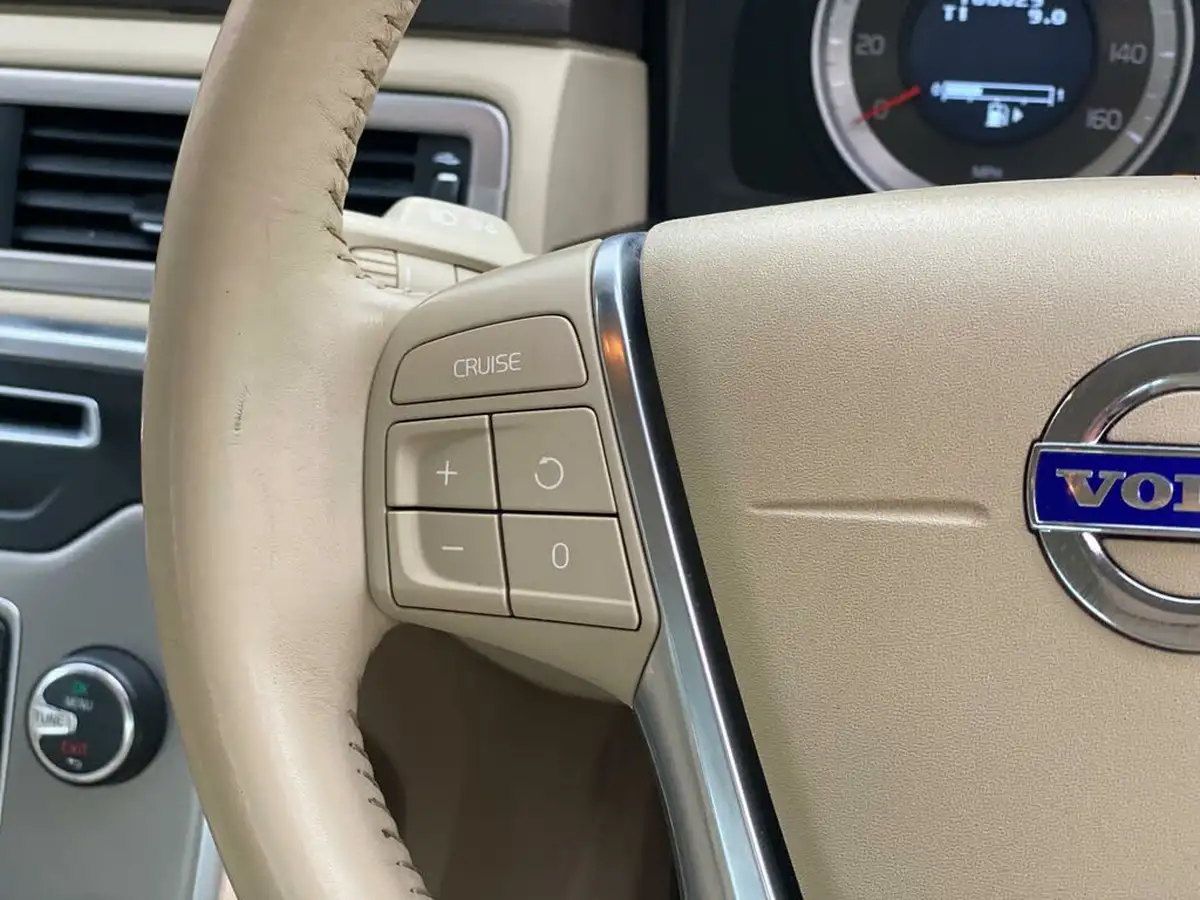 2013-volvo-s80-16td-d2-se-lux-big-28