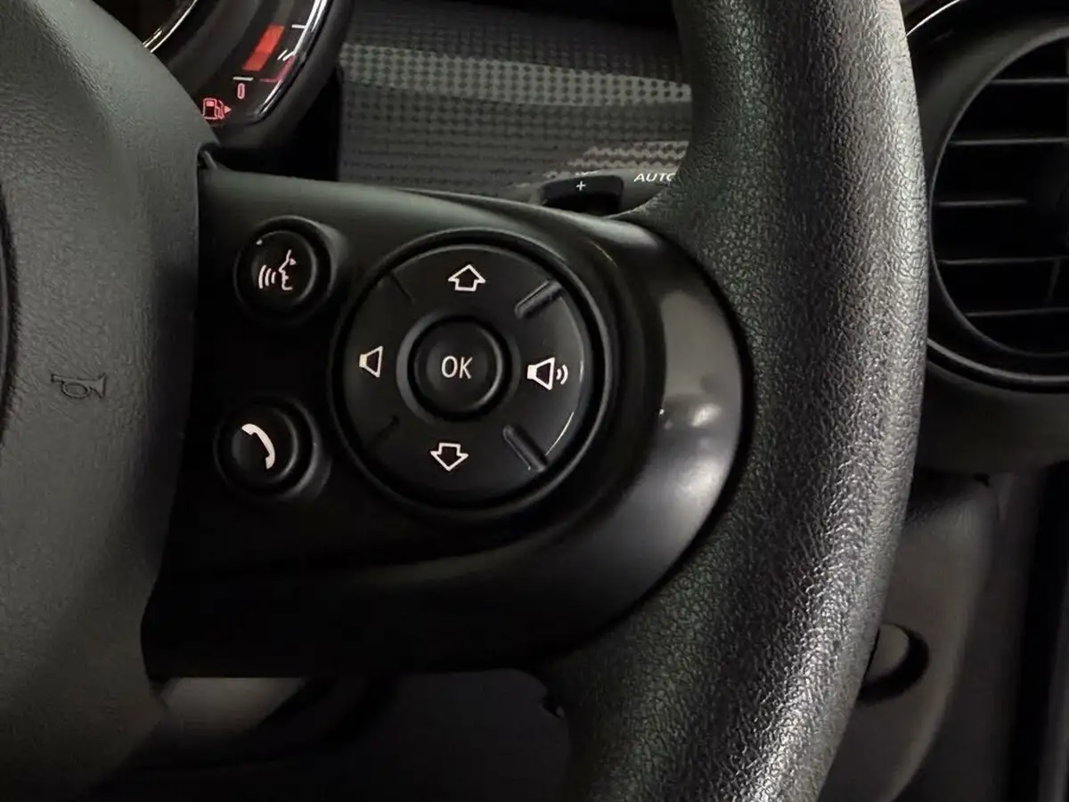 2019-mini-cooper-15-cooper-classic-hatchback-5d-auto-big-24
