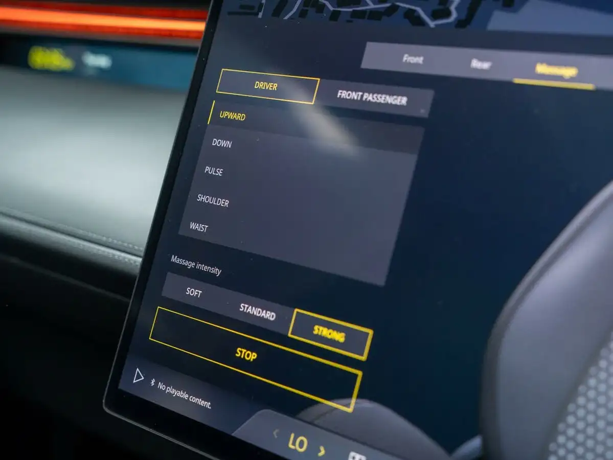 2024-lotus-eletre-e-r-big-19