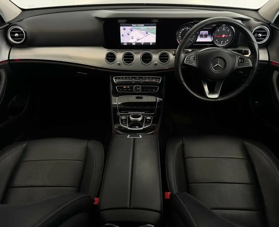 2017-mercedes-benz-e-class-20d-e220d-se-ss-saloon-4d-big-11