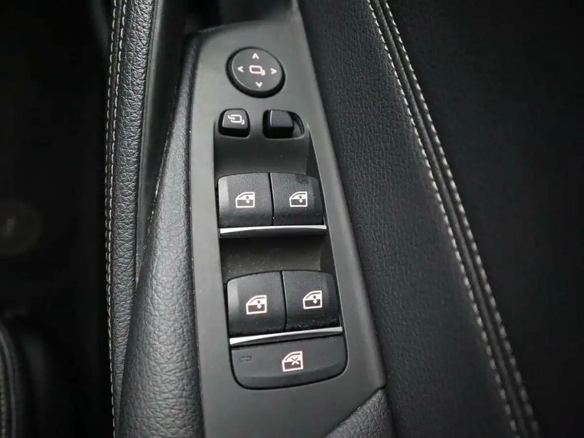 2022-bmw-5-series-20-530e-m-sport-touring-5d-big-40