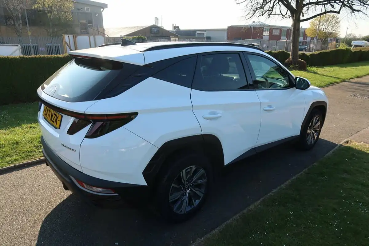 2021-hyundai-tucson-16-t-gdi-se-connect-150ps-big-14