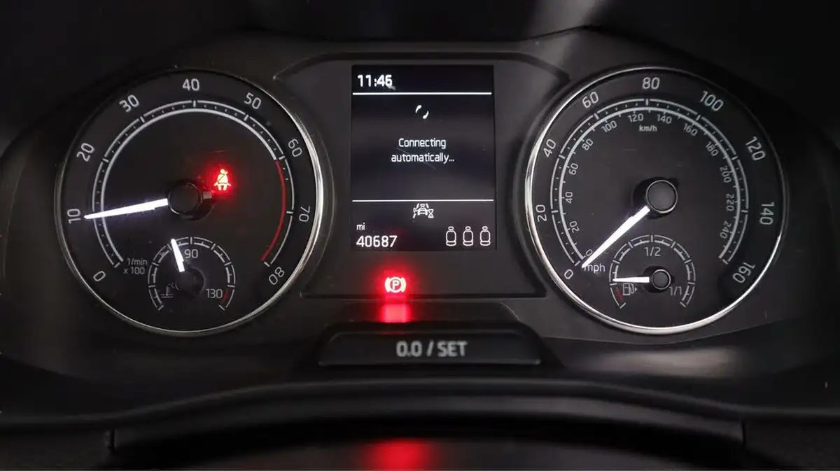 2021-skoda-kamiq-10-tsi-se-95ps-big-14
