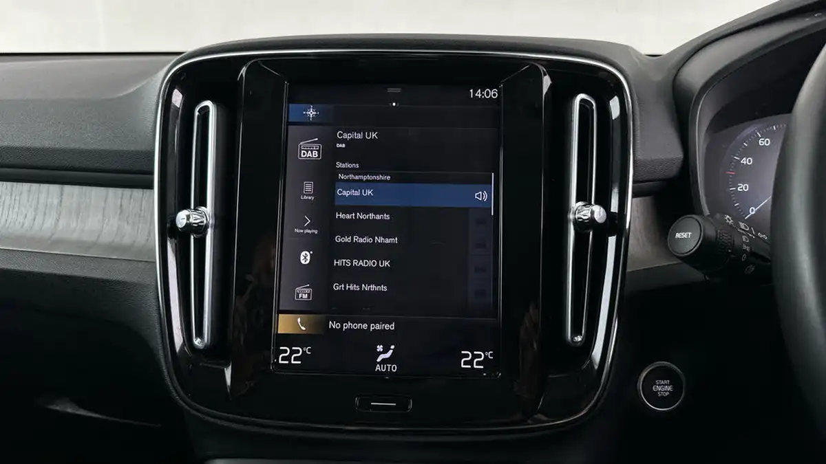2021-volvo-xc40-15-t5-inscription-262bhp-big-16