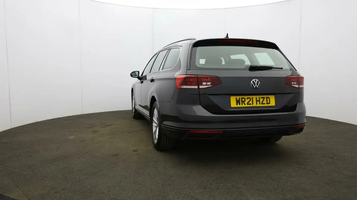 2021-volkswagen-passat-20tdi-se-nav-150ps-estate-5d-big-62