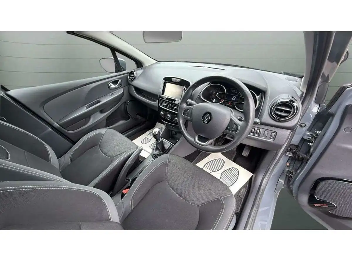 2018-renault-clio-15dci-urban-nav-eco-big-17