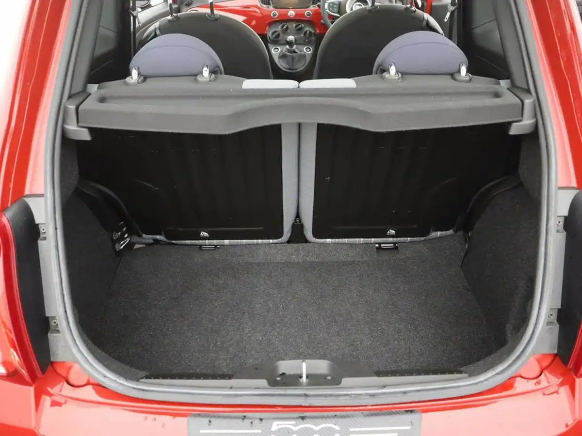 2021-fiat-500-10-lounge-big-8