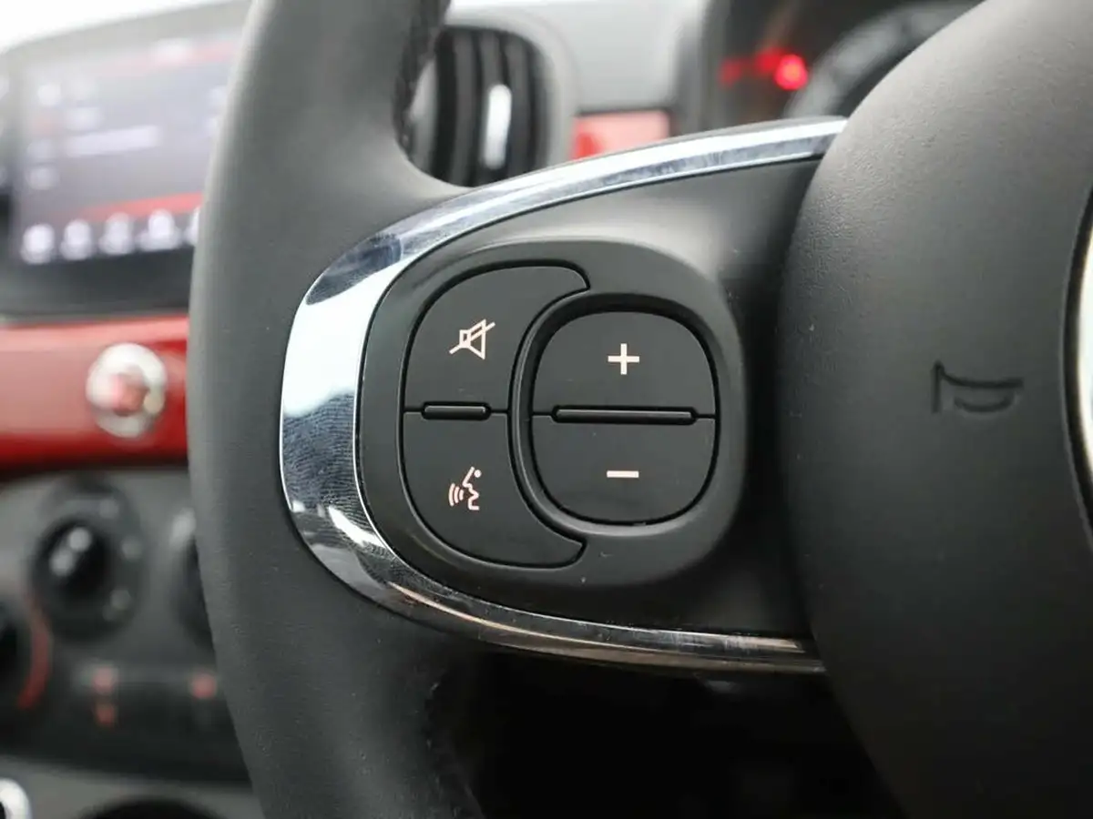 2021-fiat-500-10-lounge-big-32