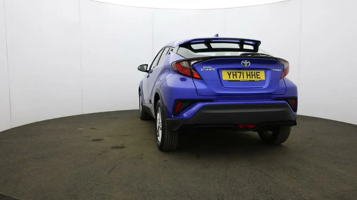 2021-toyota-c-hr-18-vvt-i-icon-big-62