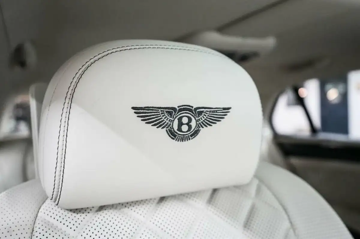 2016-bentley-flying-spur-40-v8-s-big-39