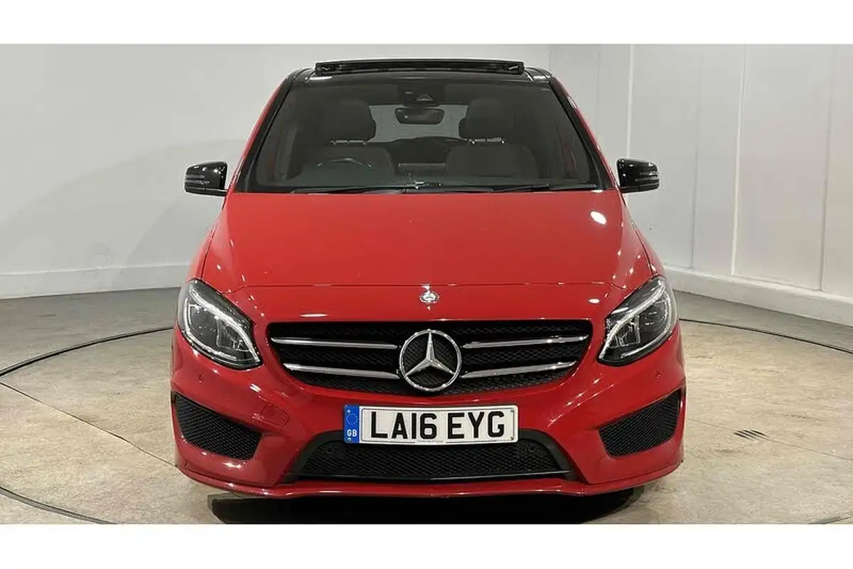 2016-mercedes-benz-b-class-21d-b200-amg-line-premium-7g-dct-big-2