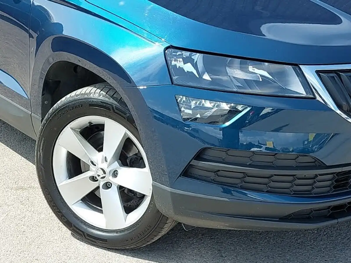 2019-skoda-karoq-20tdi-se-4x4-big-8