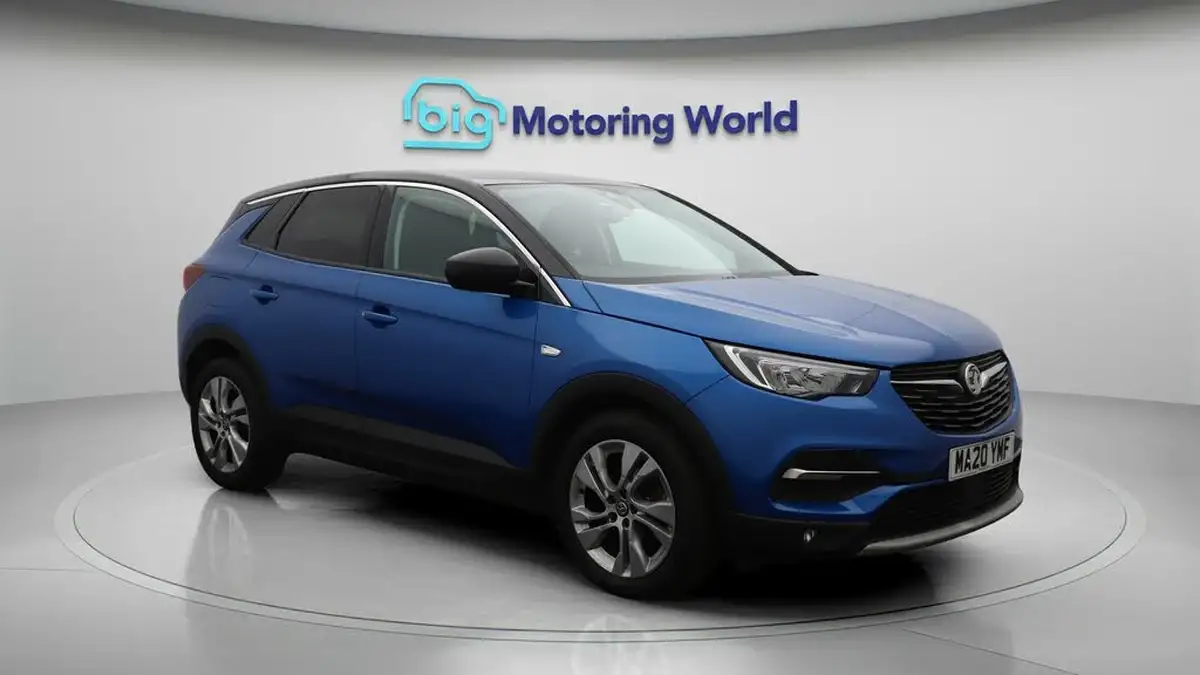 2020-vauxhall-grandland-x-12-sri-nav-big-1