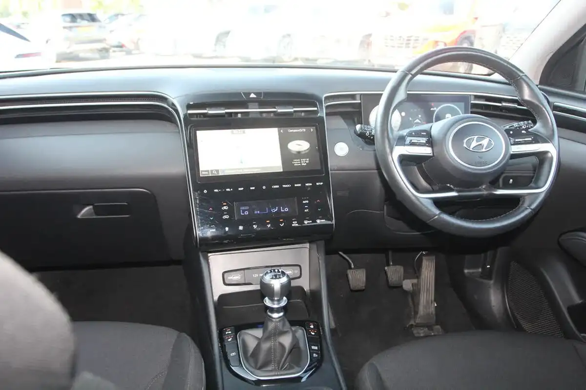 2022-hyundai-tucson-16-t-gdi-premium-150ps-big-14