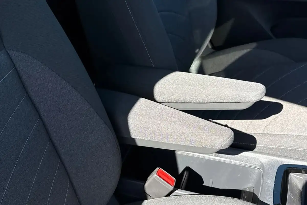 2024-volkswagen-id3-e-pro-match-59kwh-big-37