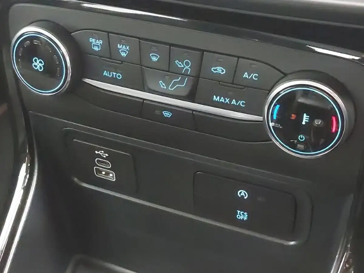 2022-ford-ecosport-10t-st-line-125ps-big-12