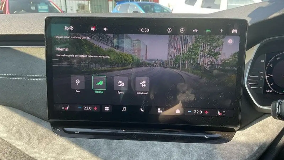 2024-skoda-octavia-15-tsi-e-tec-first-edition-hatchback-big-13
