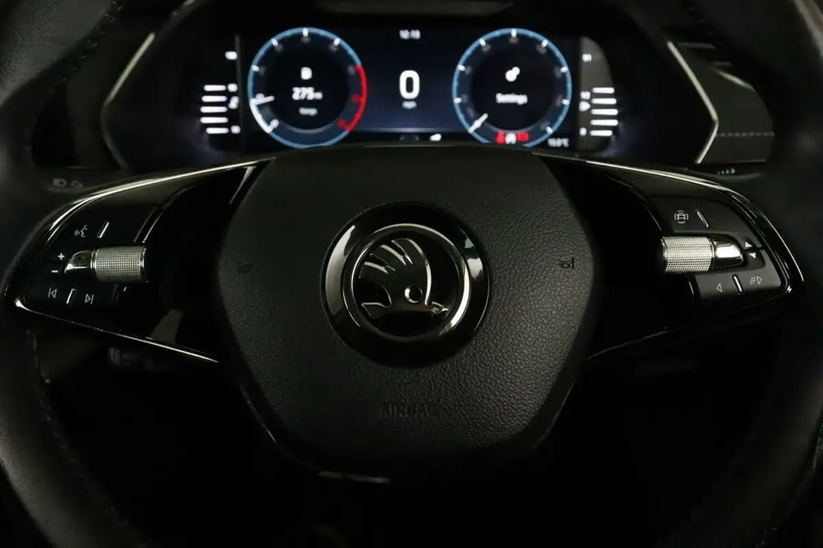 2021-skoda-octavia-15-tsi-se-l-hatchback-big-19