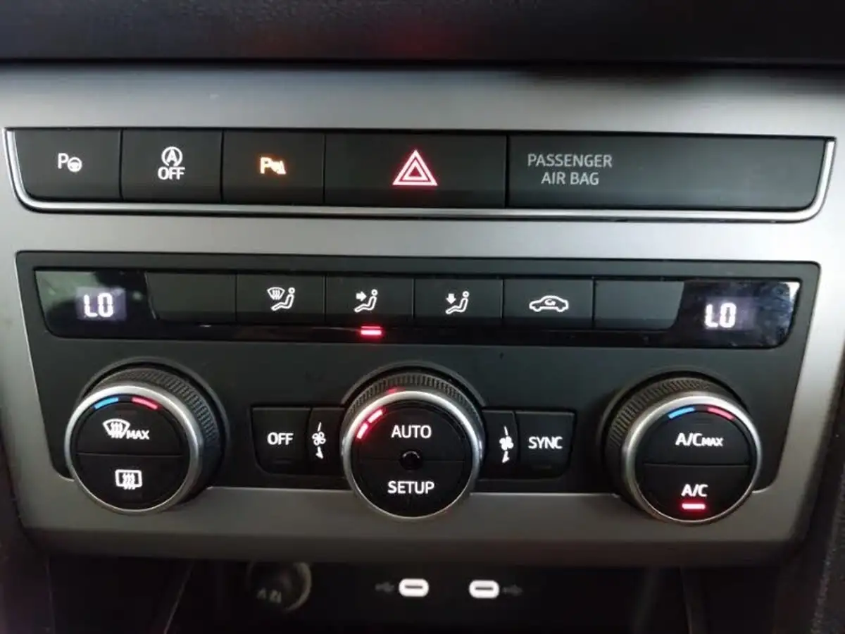 2023-seat-ateca-15-ecotsi-fr-big-15