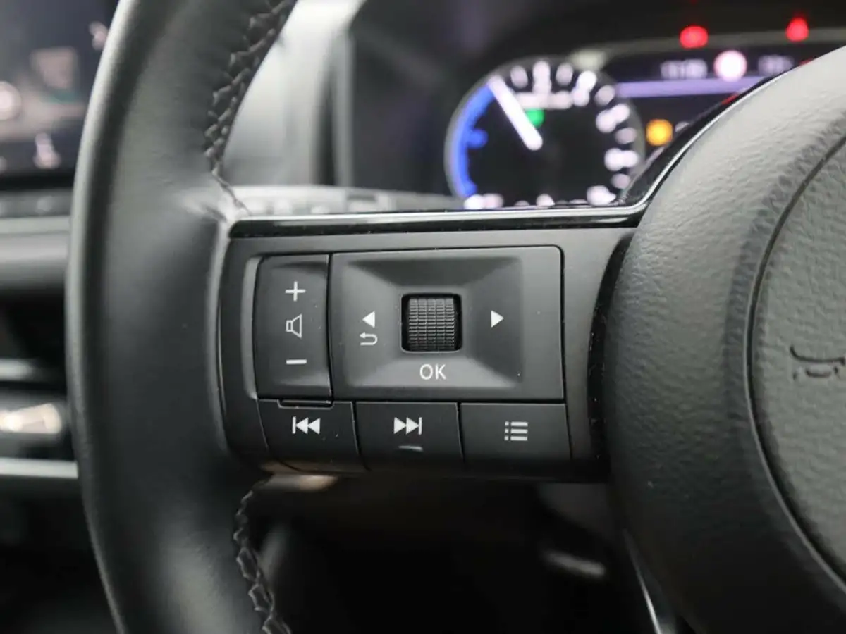 2022-nissan-qashqai-15-acenta-premium-big-33